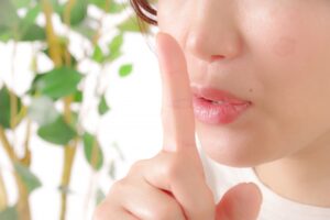 【東京都中野区の探偵の不倫・浮気調査】突然不倫を打ち明けてきた友人。相手は夫！？