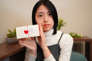 【福岡県宮若市の探偵の嫌がらせ・ストーカー調査】時代錯誤！　「ホワイトデーの3倍返し」を要求するストーカー社員