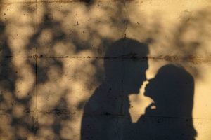 【静岡県静岡市の探偵の不倫・浮気調査】娘の親権を取るため「生々しい不倫の証拠」を入手せよ！