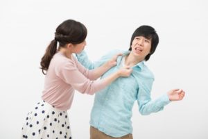 不倫・浮気は恥ずかしいバレ方をすることもあります