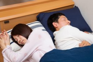 セックスレスから不倫・浮気に至ることも？　日本人の性生活の実態