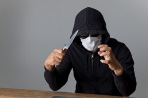 【大阪府堺市】女子大生殺害事件に判決！　パートナーからのDV・ストーカーには探偵の調査で対抗しましょう