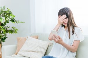 【福岡・威圧メールストーカー事件】ストーカーの無視・放置は過激化につながります