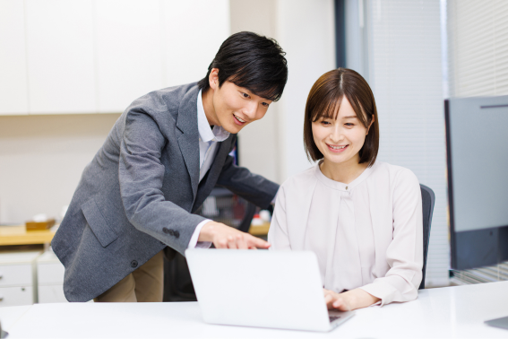 旦那が職場で浮気しているか確かめる方法