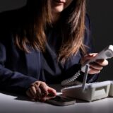 【静岡・SNS型ロマンス詐欺事件】好きな相手だからといってホイホイ話に乗ってはいけません！